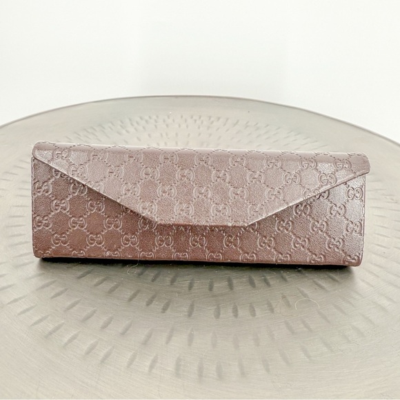 Gucci Brown Sunglasses with Iconic Design - Picture 1 of 4